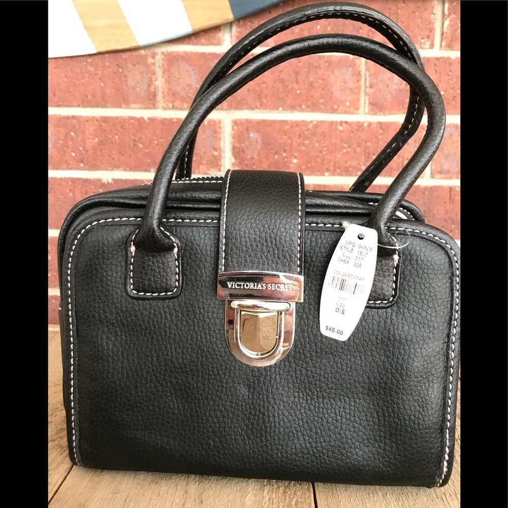 💄NEW!! Victoria’s Secret Make-Up Bag or Clutch💄